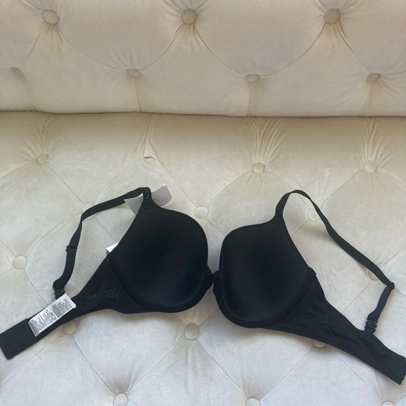 Calvin Klein Tshirt Bra, Black, Adjustable Straps, Strapless Option, NWT - Picture 2 of 7